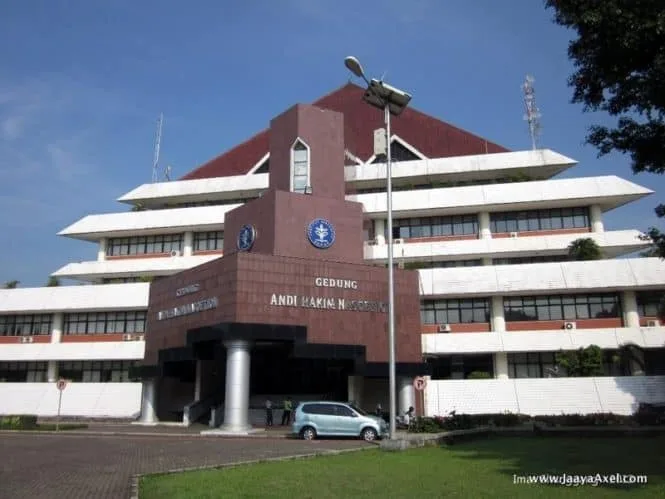 Institut Pertanian Bogor Building Institut Pertanian Bogor (IPB)