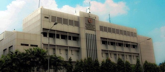 Prof. Dr. Moestopo University 2 UNIVERSITY PROF DR MOESTOPO Intro Image